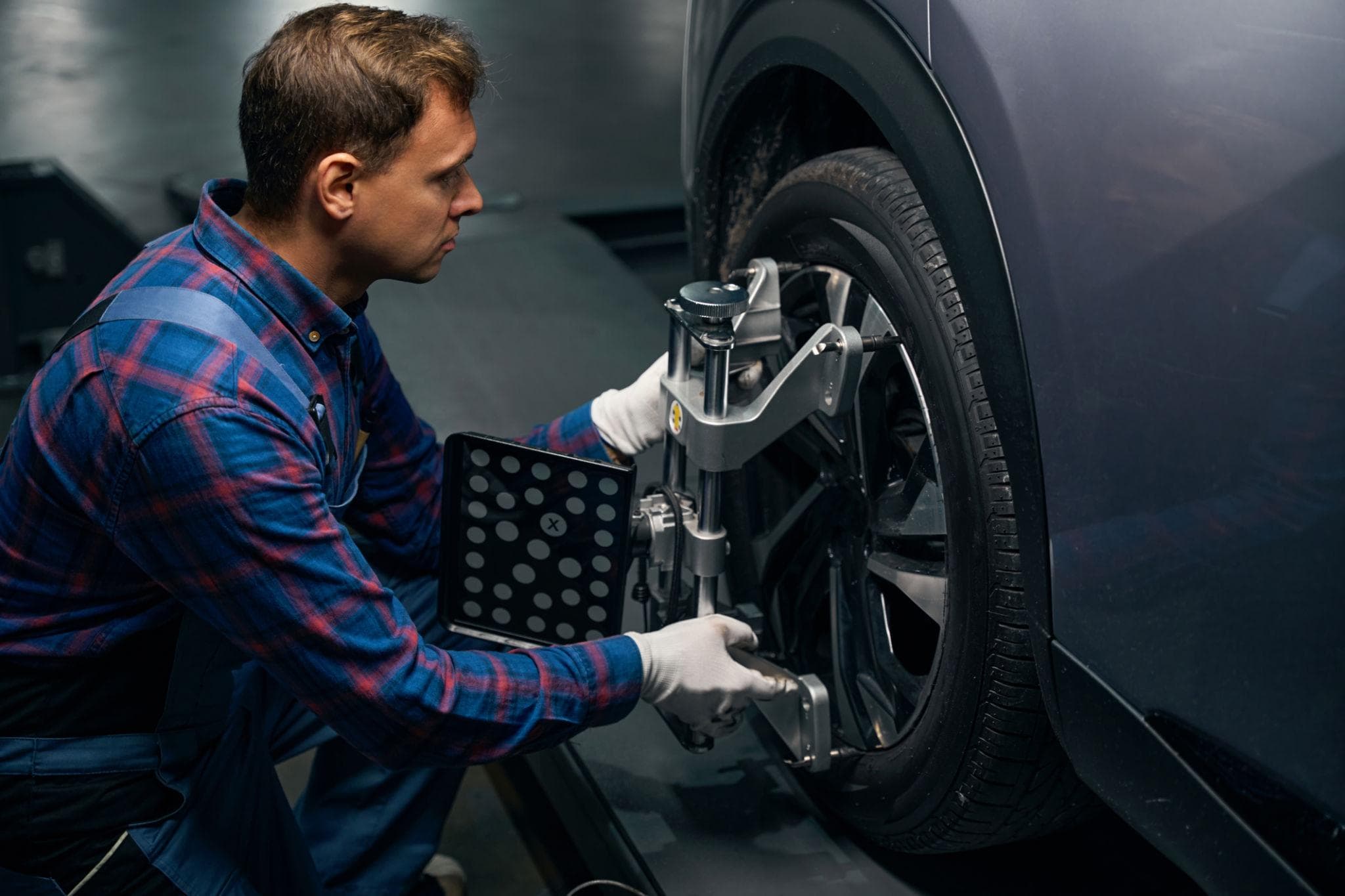 Car Pulling to One Side? Causes & Fixes Every UAE Driver Should Know